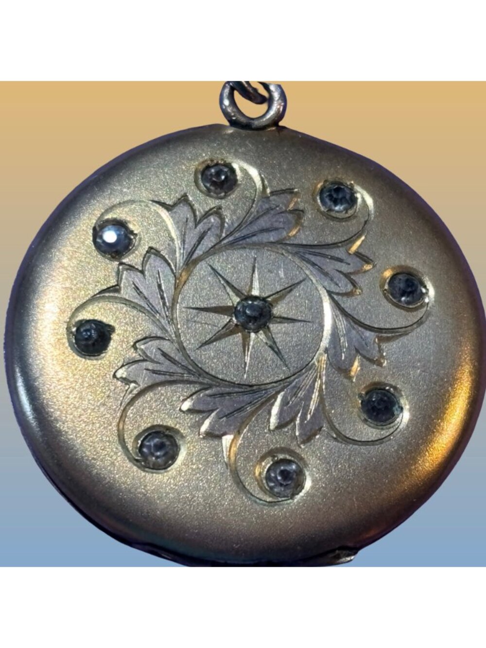 SKM CO. Victorian Gold-Tone Locket Necklace With Engraving Stones Vintage Gift - Picture 2 of 8